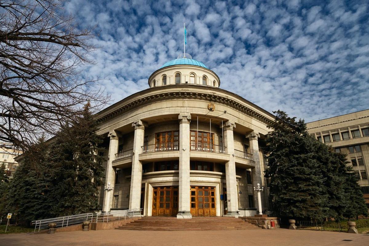 Nadezhda Apartments On Gogol Street 117-127 Alma-Ata Buitenkant foto